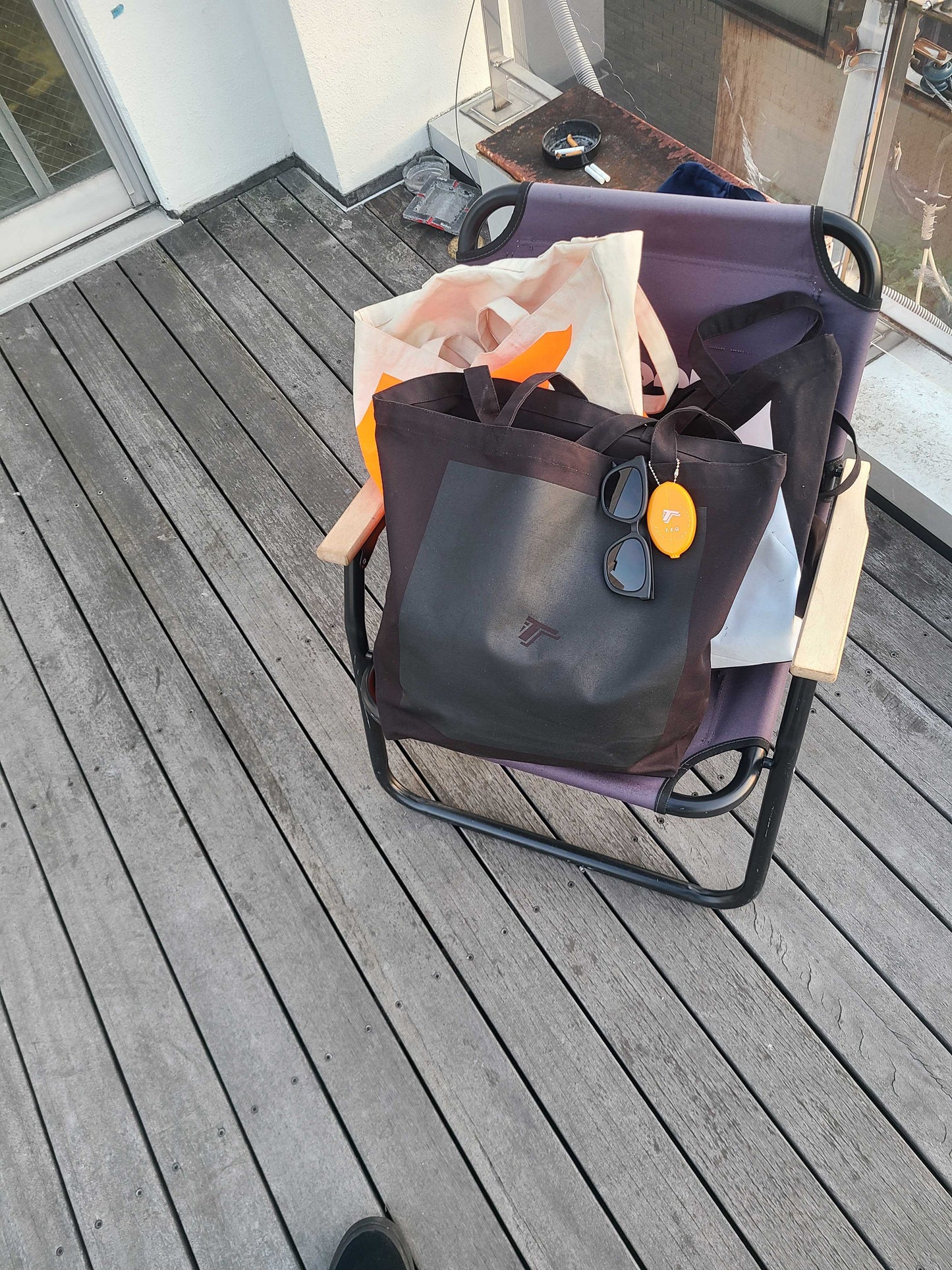 LOGO RECORD BAG BLACK