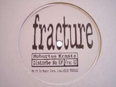 Disturbe No EP – T.E.Q レコードショップ